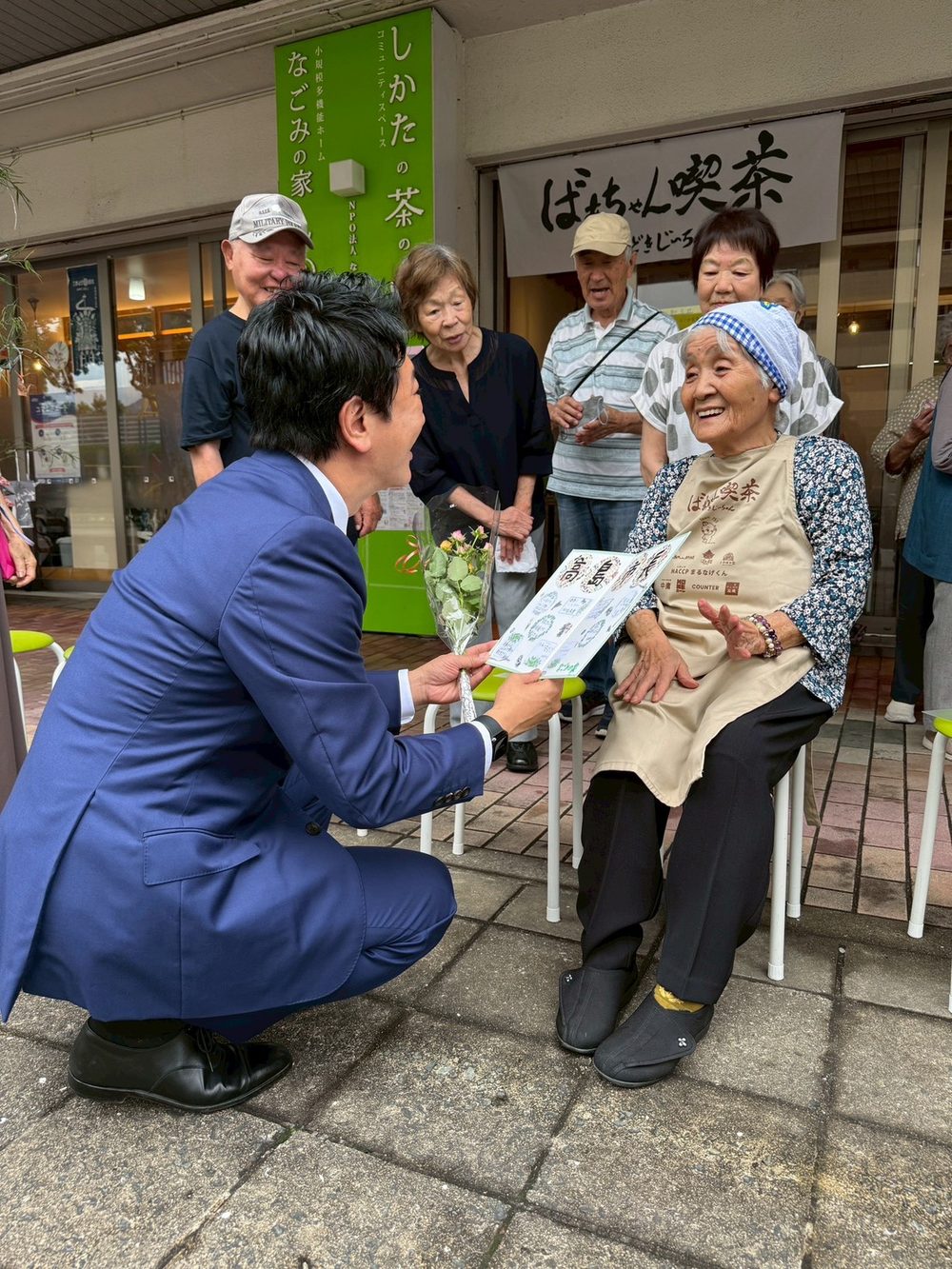 市民との交流イベントに参加する高島宗一郎